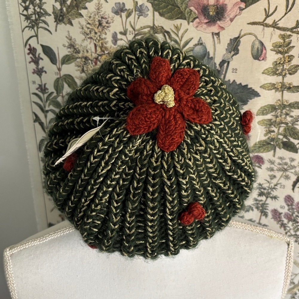 San Diego Hat Company Cactus Knit Beret with Red Floral Blooms